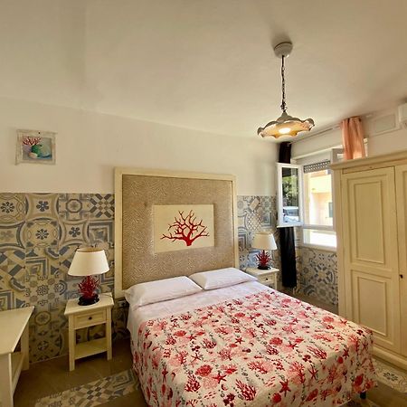 Casetta Al Mare イーゾラ・ロッサ 部屋 写真
