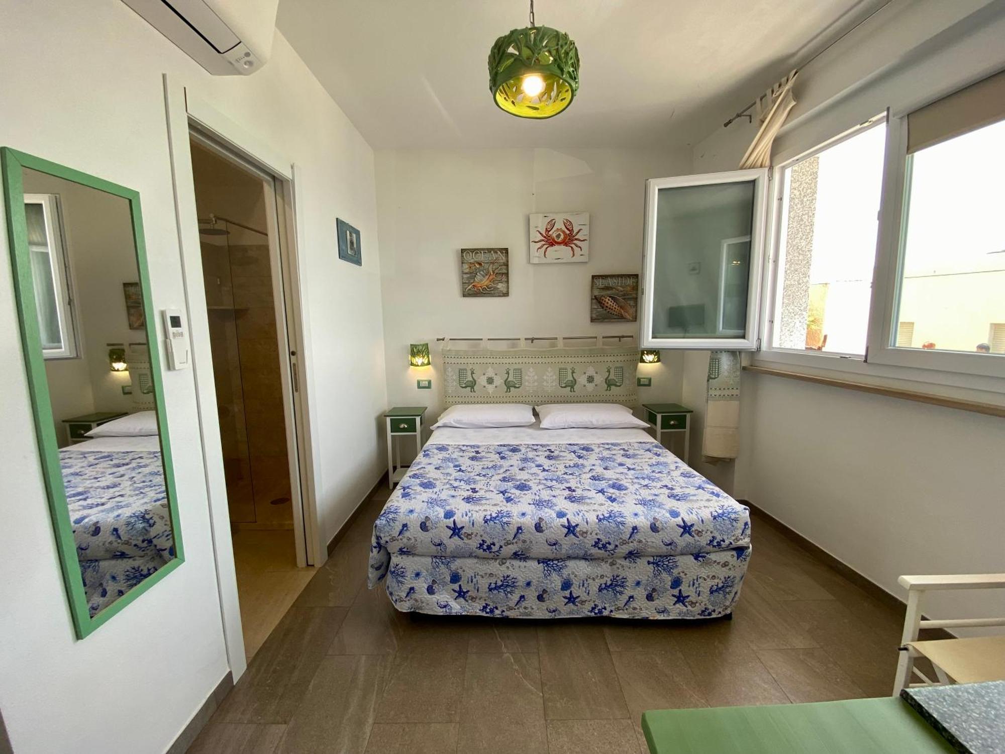 Casetta Al Mare イーゾラ・ロッサ 部屋 写真